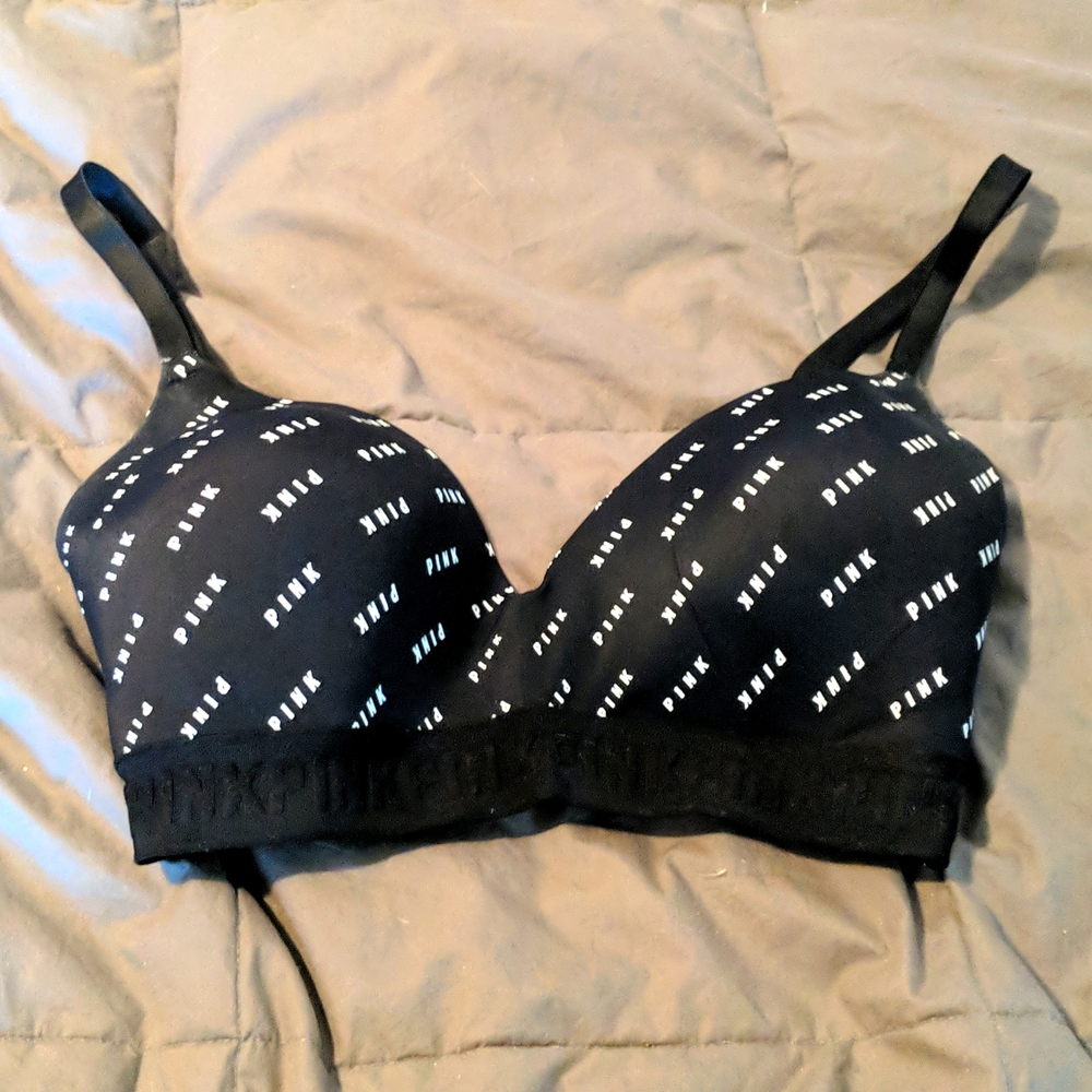 Victoria secret PINK wear anywhere lightly lined 34dd